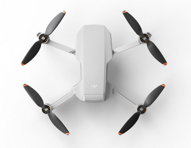 Lanzan dron ligero para principiantes DJI Mini 2 SE a 369 dólares - Alta  Densidad
